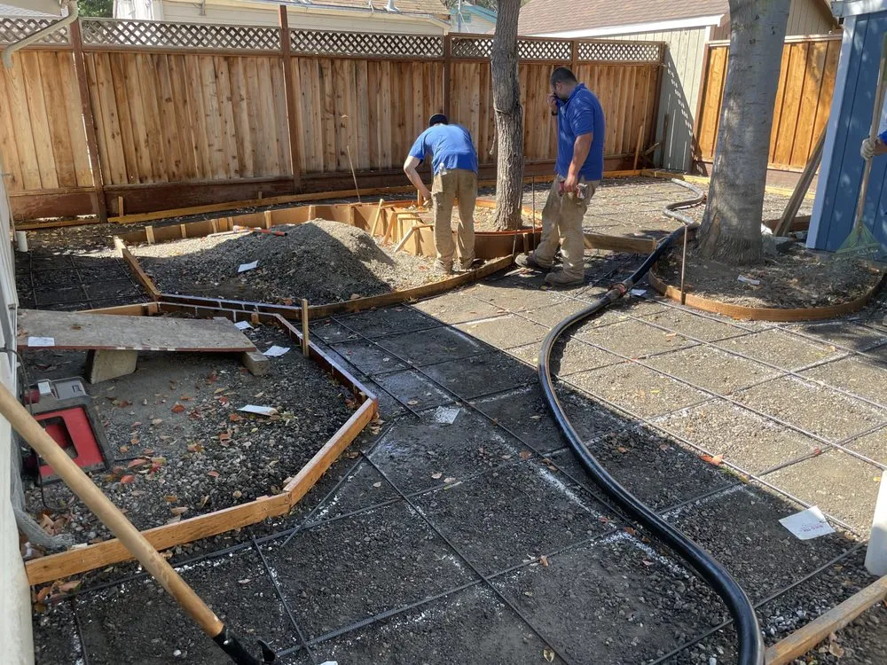 Top-rated yard maintenance with custom design across Martinez, CA - Estate Base Hardscape Management