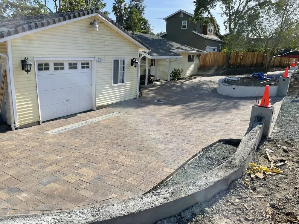 Expert yard maintenance near you in Martinez, CA by Estate Base Hardscape Management