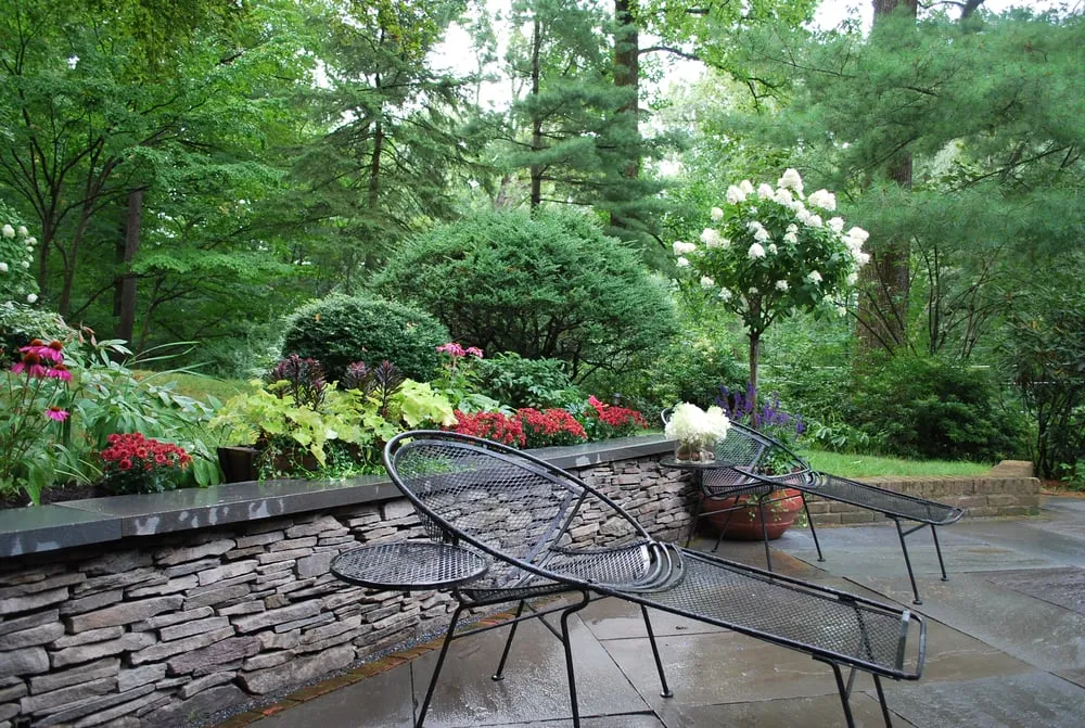 Custom landscaping services in Fairfield, CT by Estate Landscapes