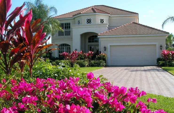 Top-rated landscape installation in Fort Myers, FL - Estate Landscaping & Lawn Management