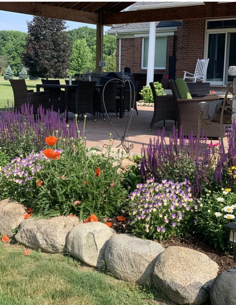 Trusted lawn care service experts serving Bruce Township, MI - Estate Lawn & Landscape