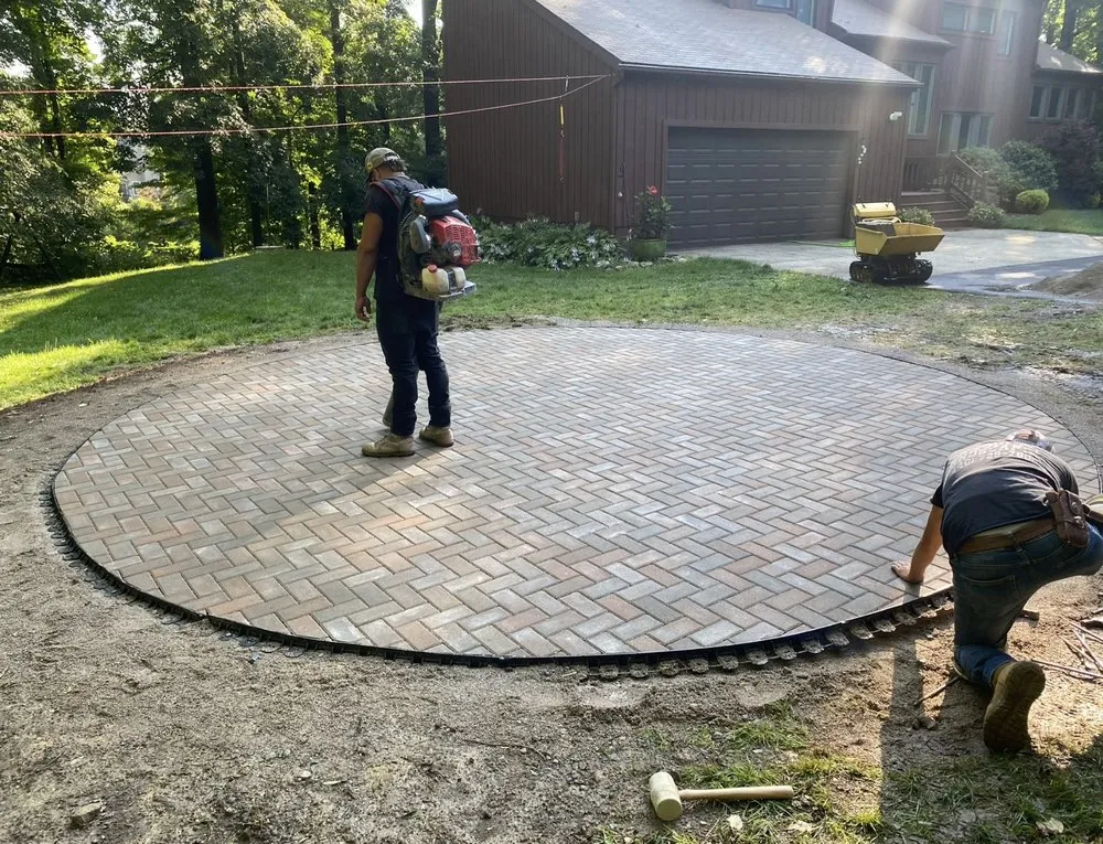 Affordable landscaping services for outdoor upgrades in Newbury Township, OH by Estates Landscaping
