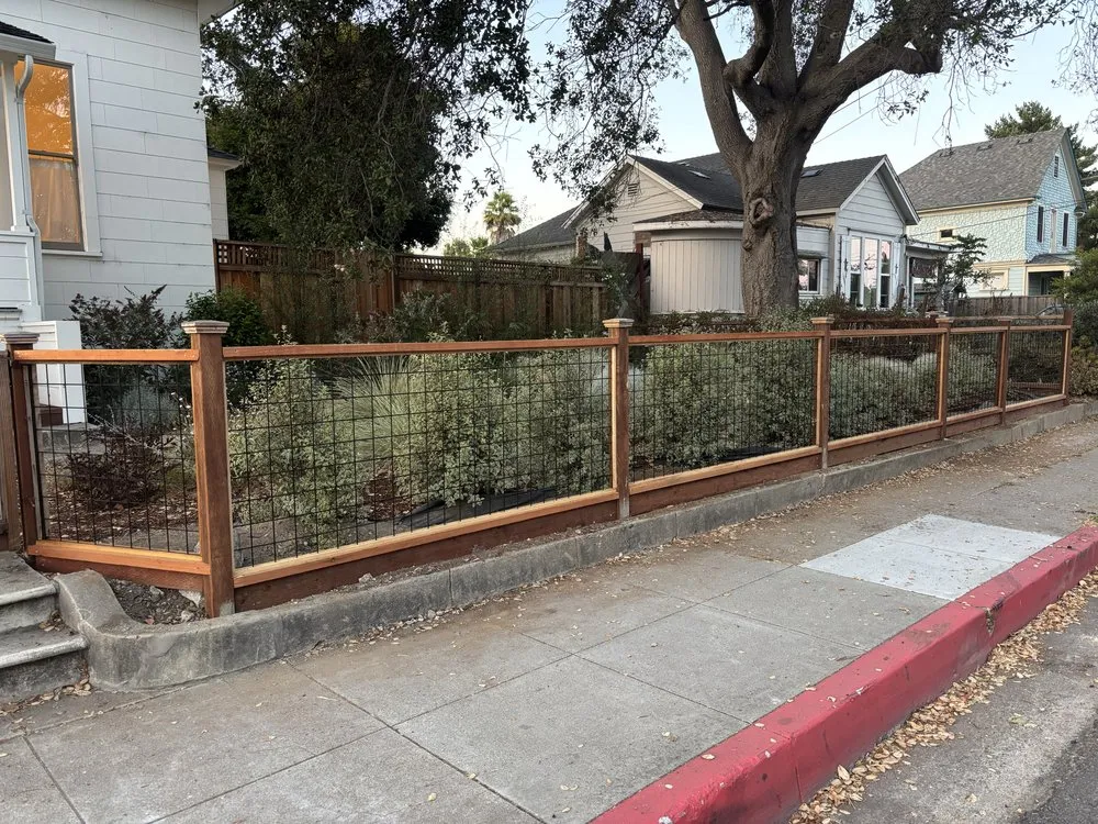 Reliable yard maintenance for homes in Santa Cruz, CA by Esteban Gonzalez