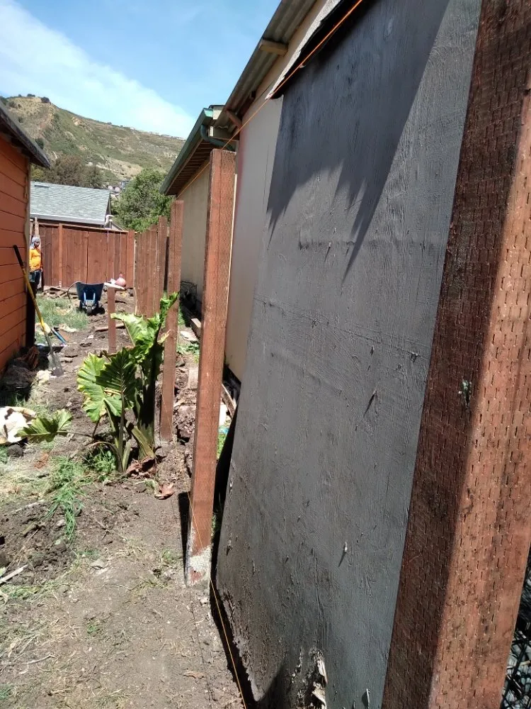 Local lawn mowing service in Oakland, CA by Esteban Mendoza Landscaping