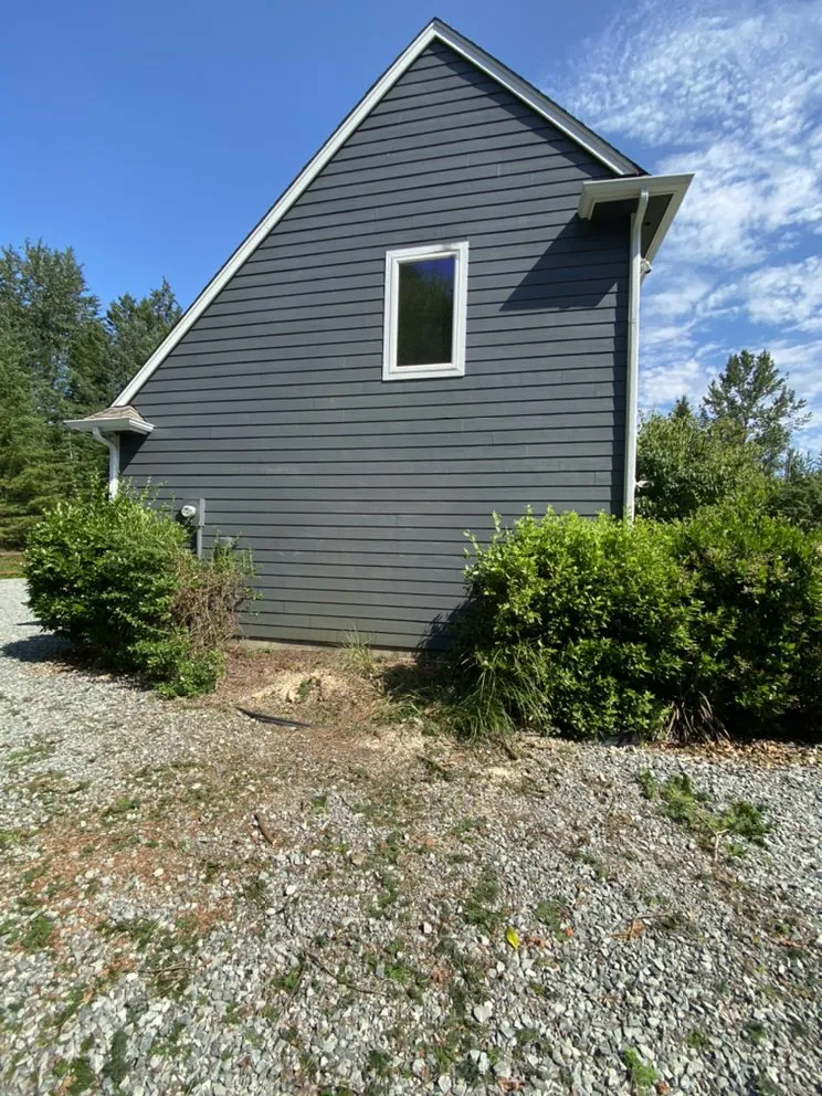 Reliable yard maintenance experts serving Federal way, WA - Esteban’s Landscaping & Construction