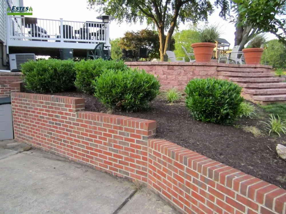 Top-rated yard cleanup service in Sykesville, MD - Estes Landscaping