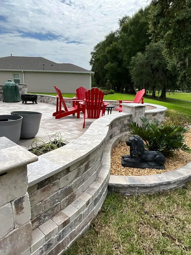 Professional outdoor landscaping in Summerfield, FL by Estilo Landscaping