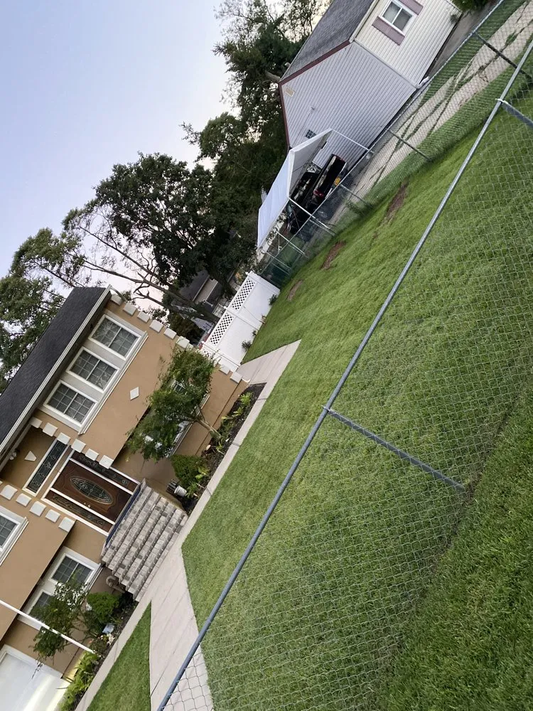 Local lawn care service experts serving Amityville, NY - Estrada & Sons Landscaping