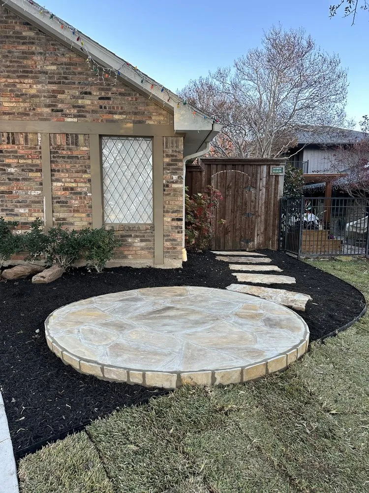 Affordable yard maintenance in Dallas, TX - Estrada Fencing & Outdoor Living