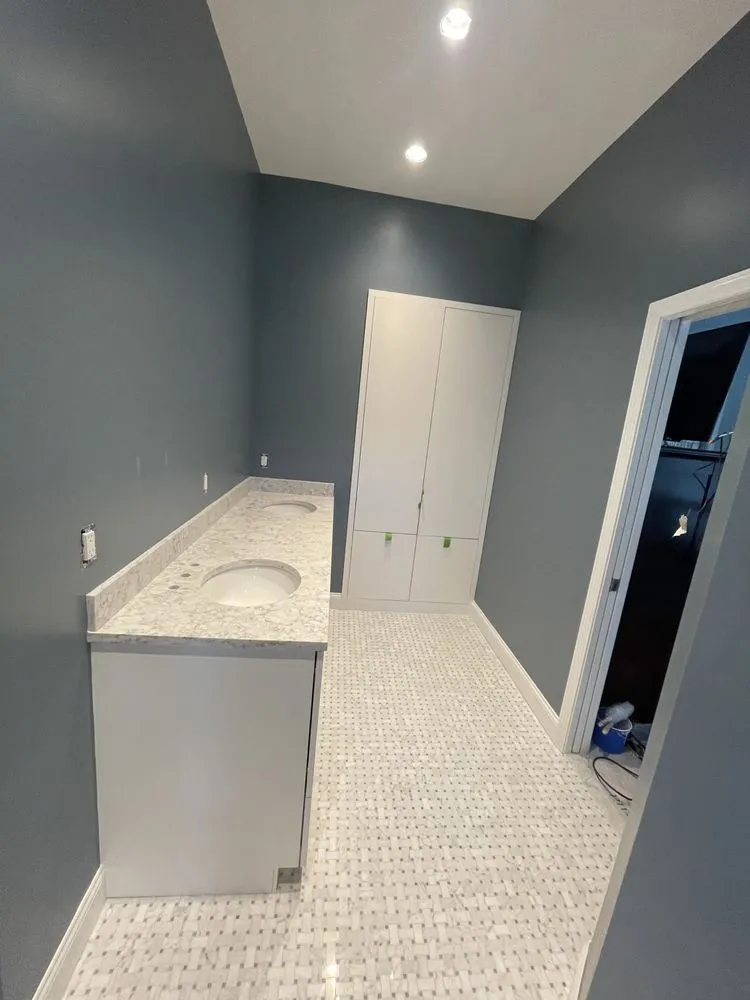 Local garden landscaping for year-round maintenance in Madison, CT by Estrada Handyman