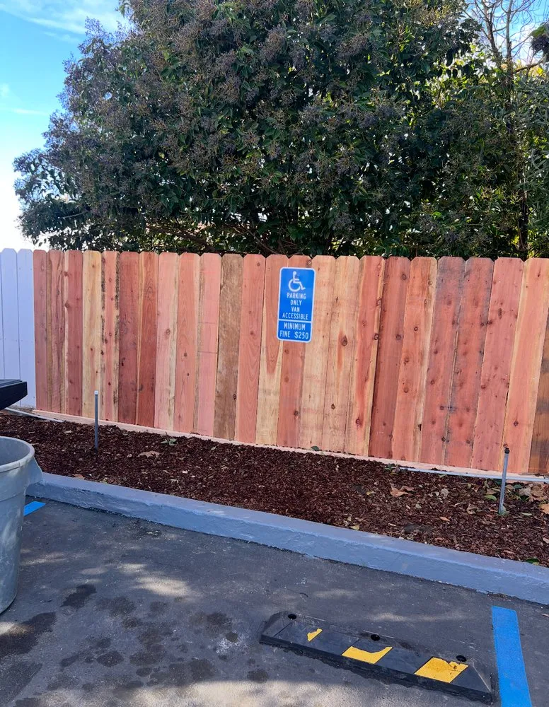 Local yard cleanup service in Redwood City, CA by Estrada Landscape