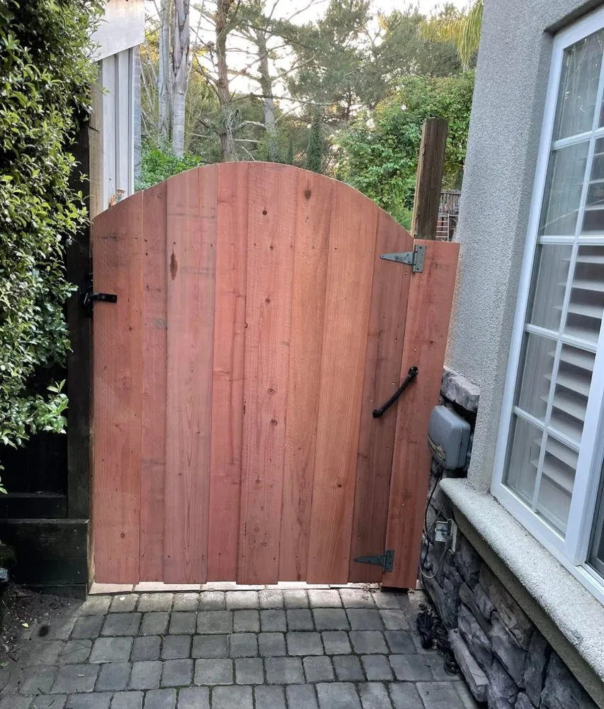 Top-rated garden landscaping near you in Redwood City, CA by Estrada Landscape