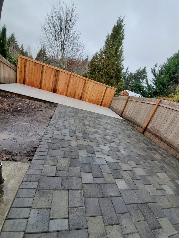 Expert lawn mowing service experts serving Vancouver, WA - Estrada Landscaping & maintenance