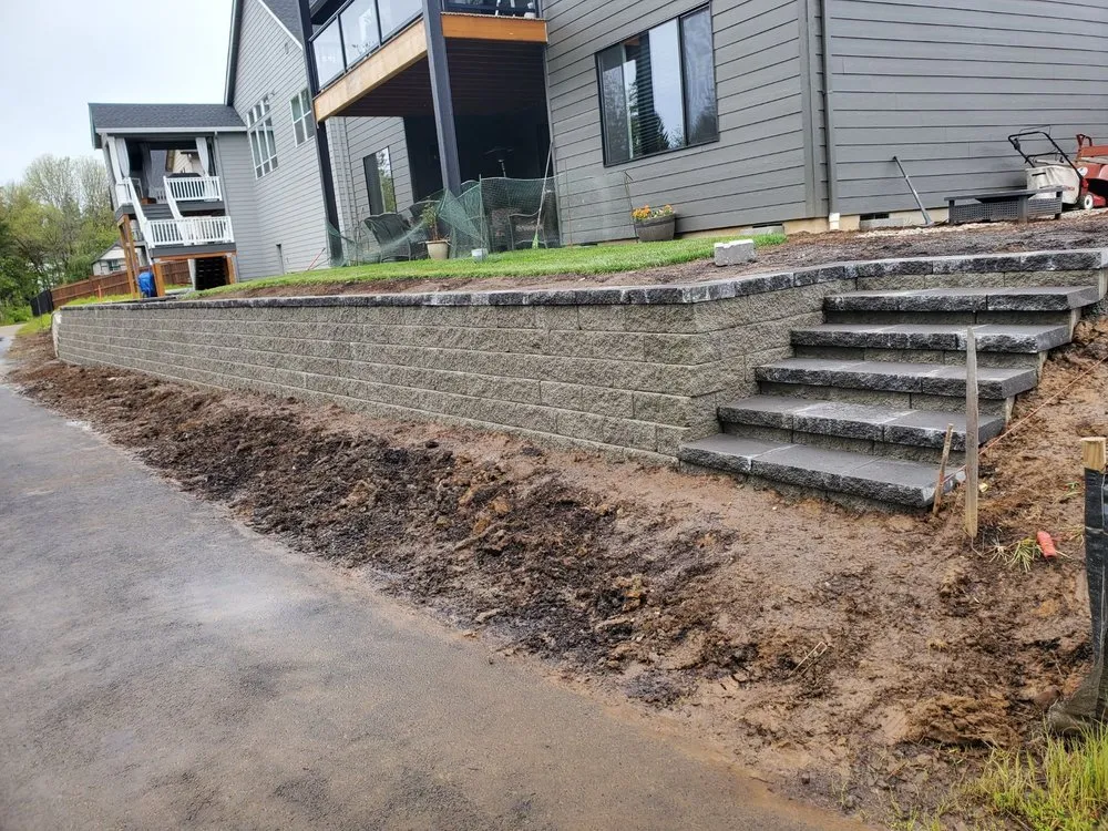 Professional lawn care service with custom design in Vancouver, WA by Estrada Landscaping & maintenance