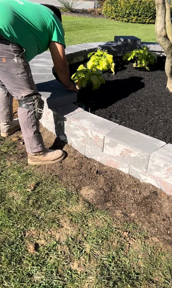 Affordable outdoor landscaping in New Castle, DE - Estrada Landscaping & Services