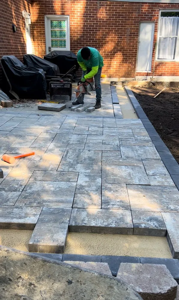 Professional landscape design experts serving New Castle, DE - Estrada Landscaping & Services