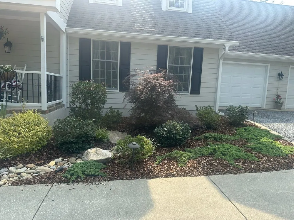 Custom landscape design experts serving West End, NC - Estrada Landscaping