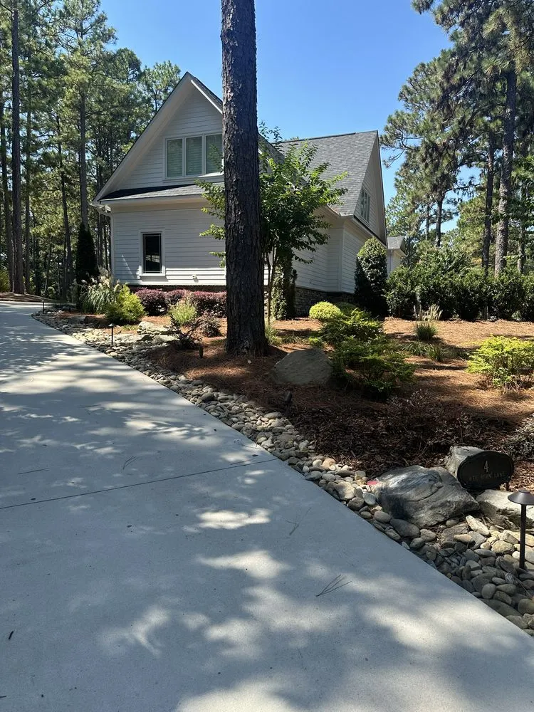 Reliable yard maintenance in West End, NC - Estrada Landscaping