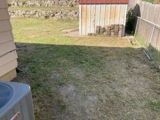 Local lawn care service in Decatur, NE by Estrada Lawn Services