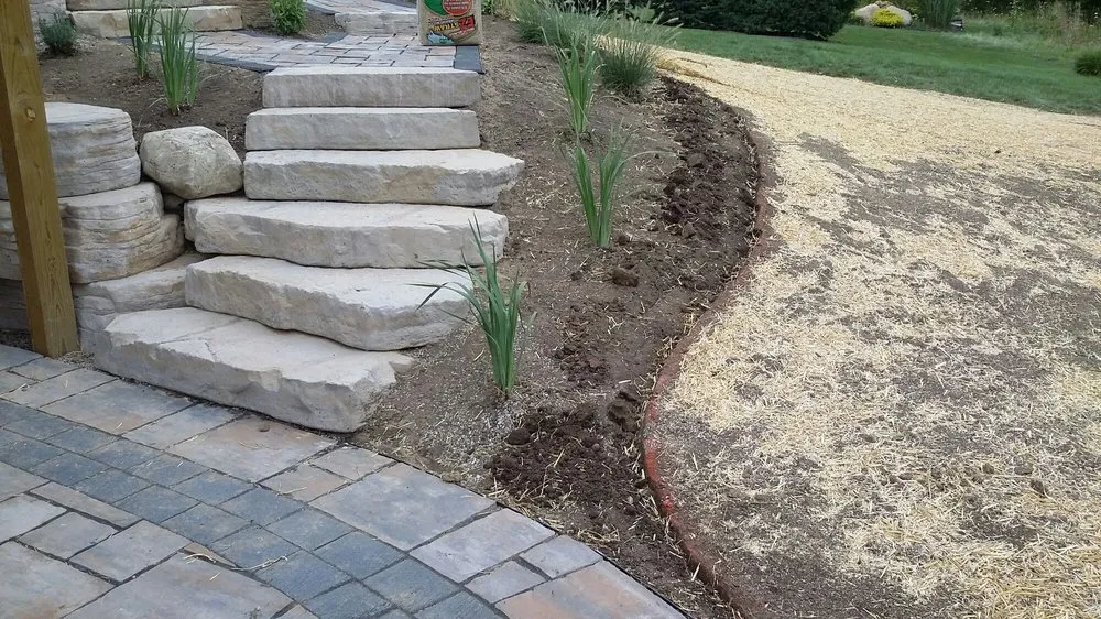 Custom yard cleanup service in Lansing, MI by Estrada Services