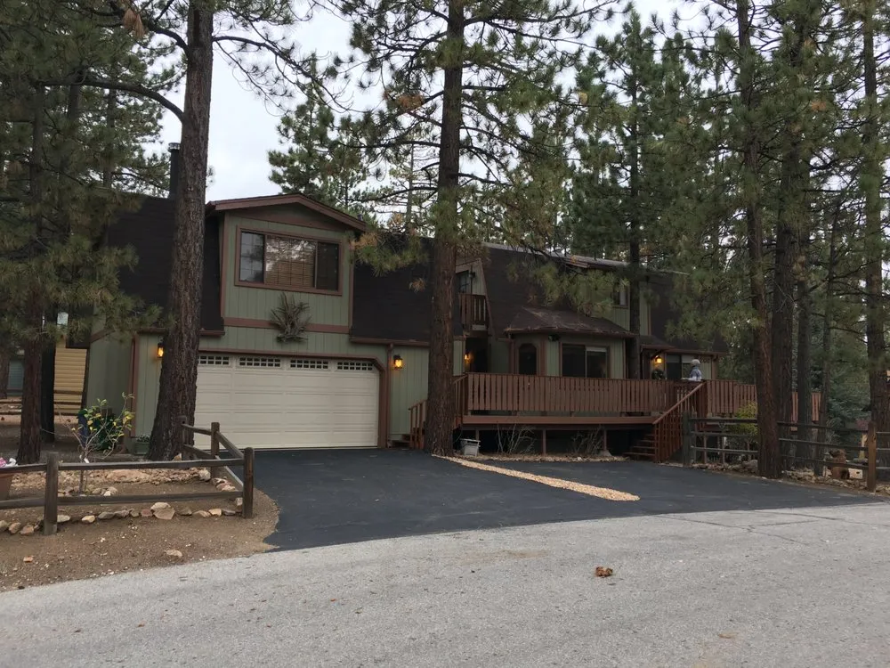 Top-rated lawn mowing service experts serving Big Bear City, CA - Estrada's Construction, Landscaping & Fencing