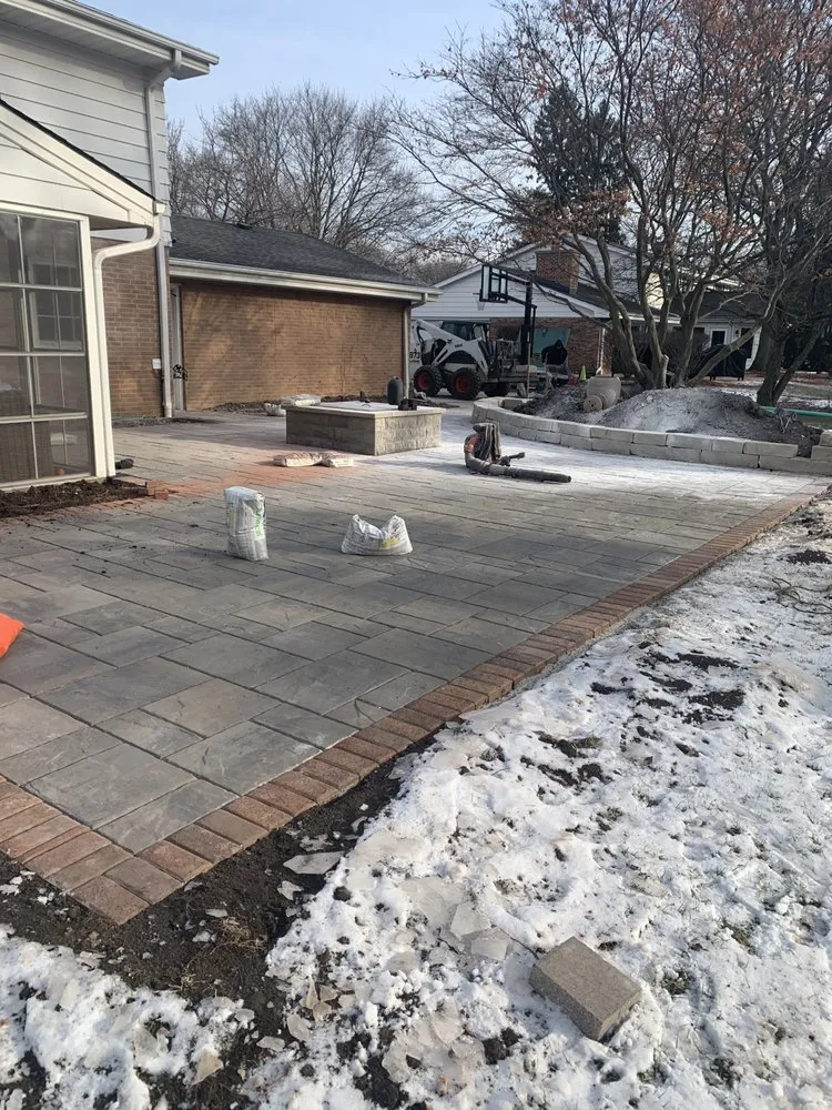 Affordable landscaping services experts serving Milwaukee, WI - Estradas Landscaping