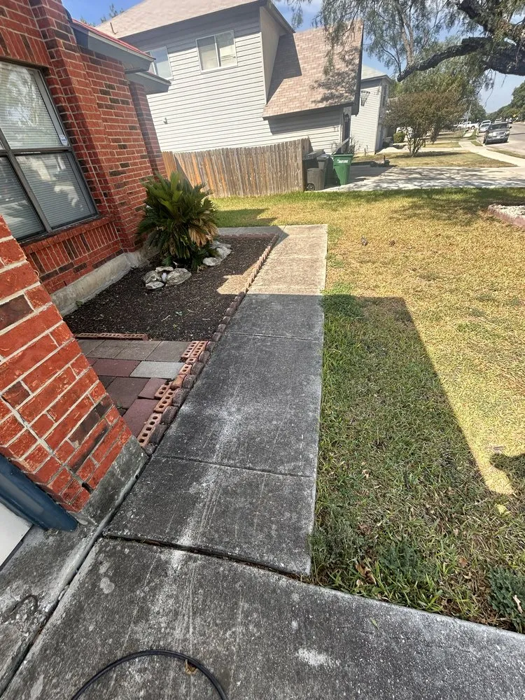 Expert landscape installation experts serving San Antonio, TX - Estralla Outdoor Services