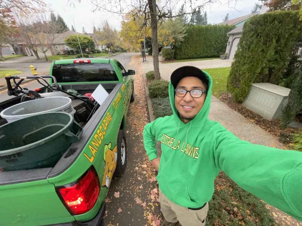 Professional yard maintenance in Vancouver, WA by Estrella Lawns