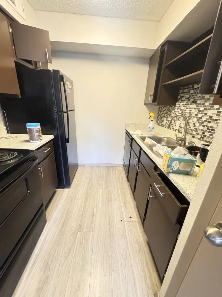 Custom yard maintenance in Mansfield, TX - ESZU Cleaning Services