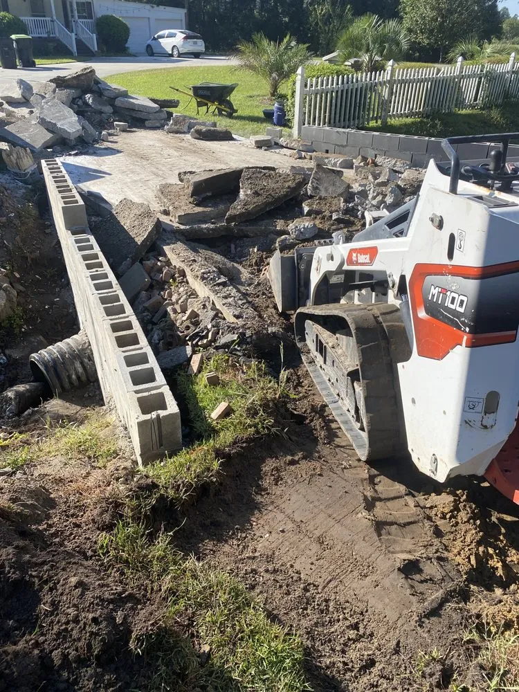 Custom landscape installation in Shallotte, NC by Et Brothers Landscaping