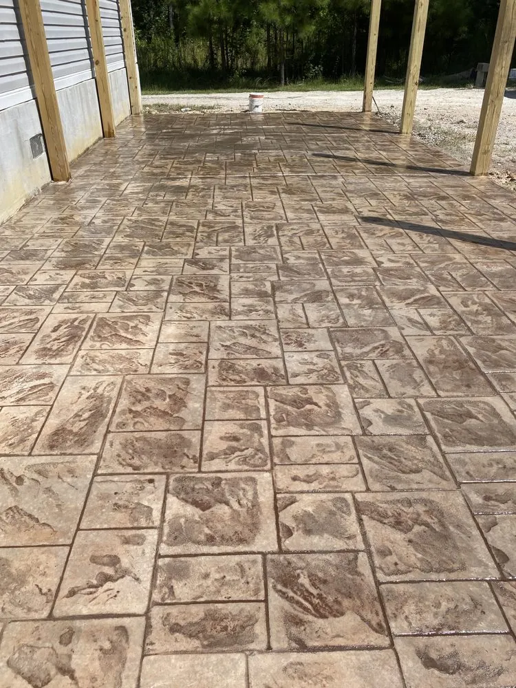 Custom lawn care service in Shallotte, NC by Et Brothers Landscaping