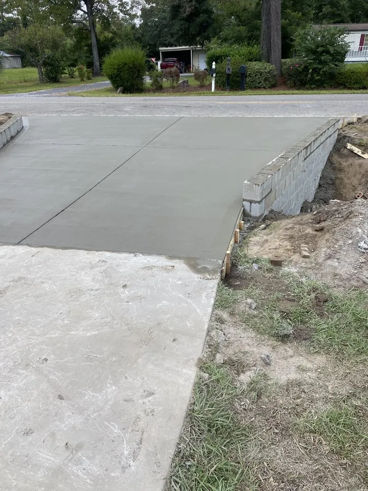 Professional residential landscaping for year-round maintenance across Shallotte, NC - Et Brothers Landscaping