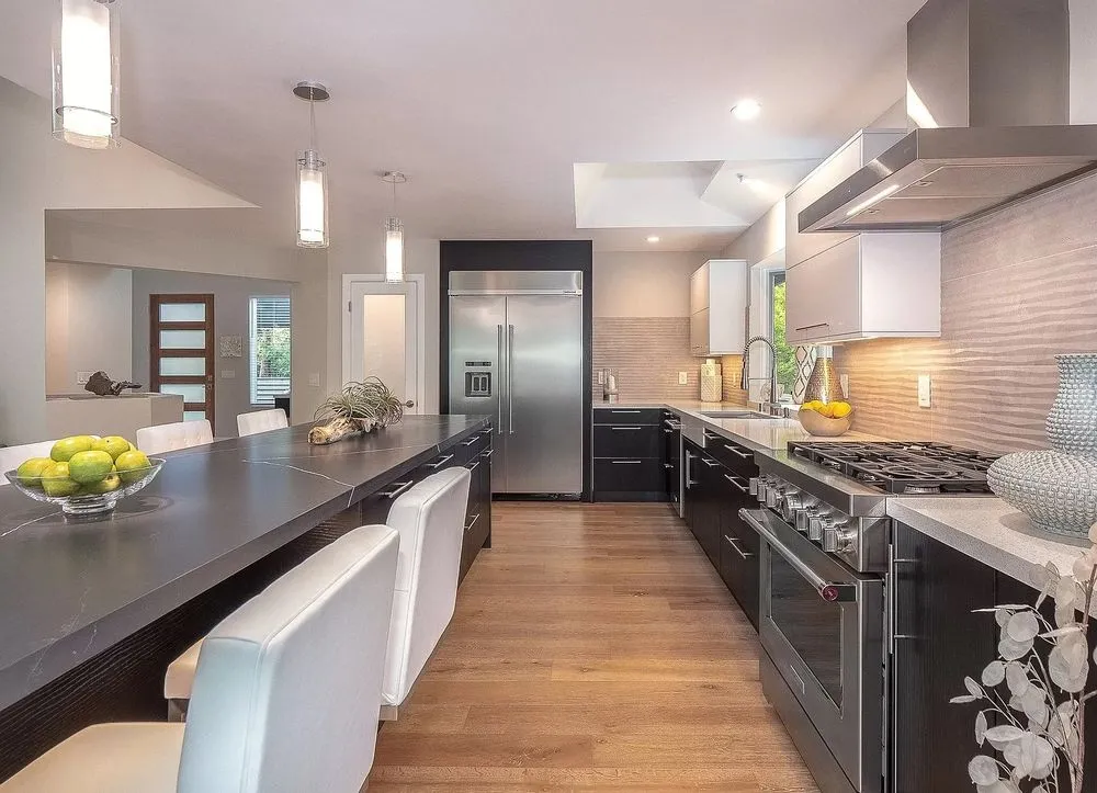 Reliable outdoor landscaping in Calabasas, CA by ET Construction