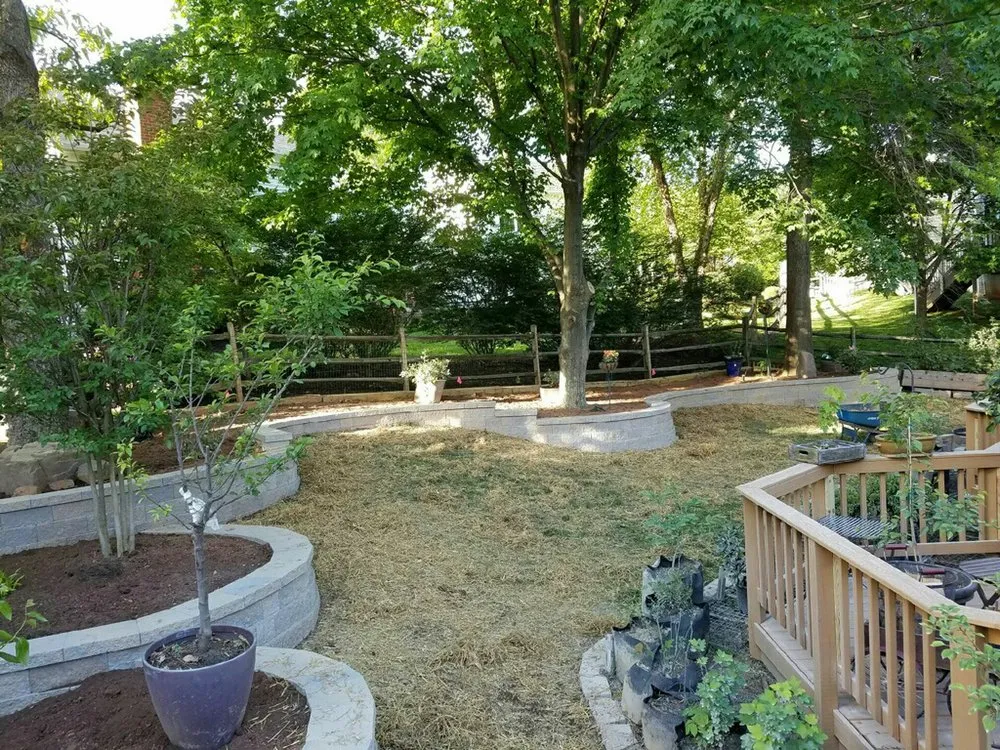 Affordable landscape design in Manassas, VA by ET General Contractor