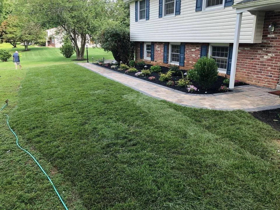 Affordable yard maintenance with custom design across Ridley Park, PA - ET Landscaping