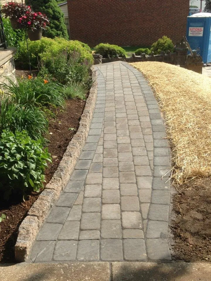 Professional lawn mowing service in Ridley Park, PA - ET Landscaping