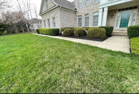 Trusted garden landscaping for year-round maintenance in Sterling, VA by ET Lawn Care