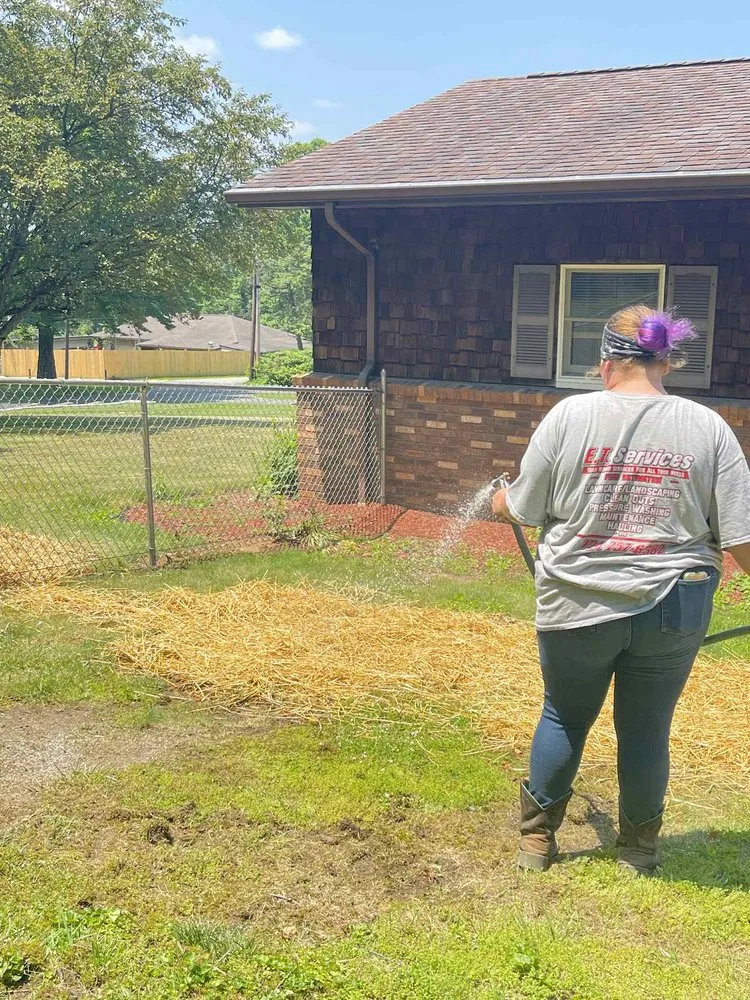 Expert lawn care service for homes across Derry, PA - E.T. Services