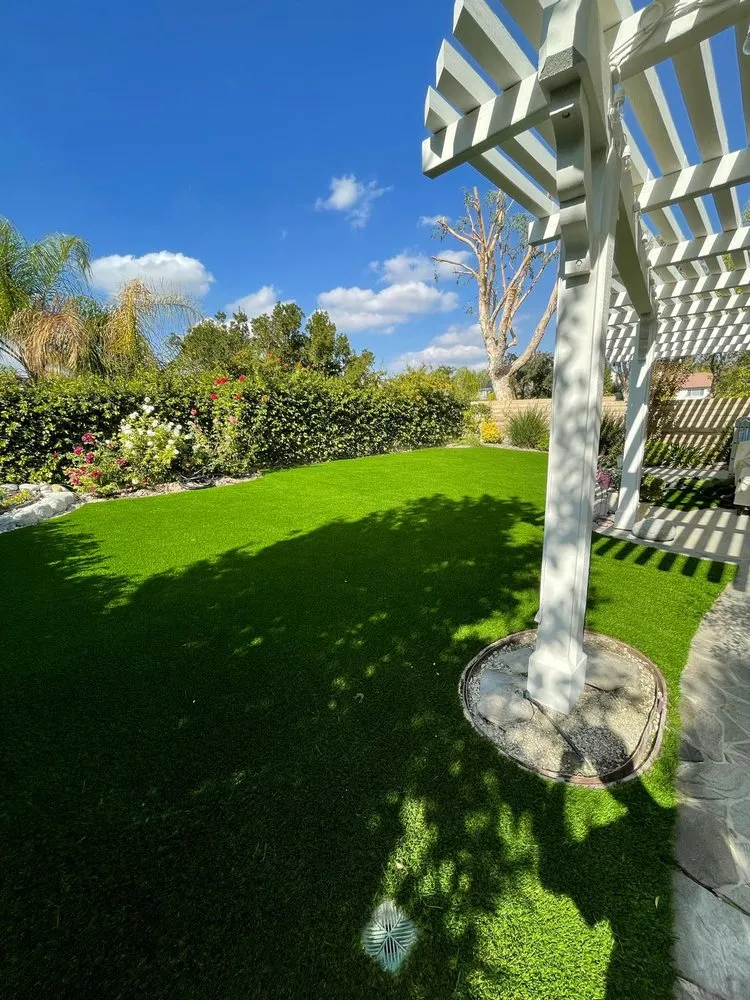 Custom lawn mowing service experts serving San Diego, CA - Eternal Turf & Pavers