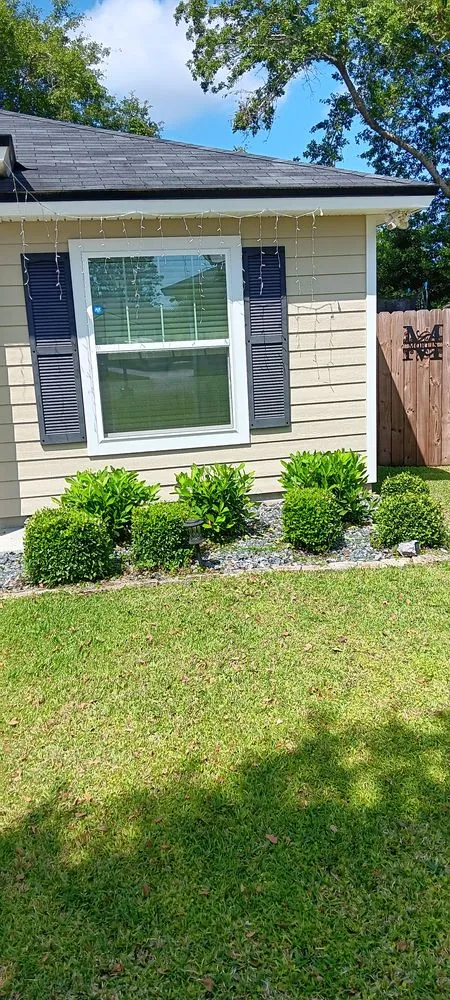 Custom lawn mowing service in Glen Saint Mary, FL by Ethans Home Improvments And Lawn Service