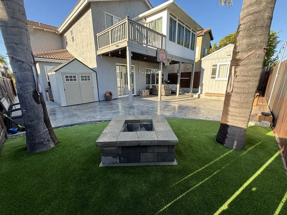 Expert yard cleanup service for homes in Chula Vista, CA by ET's Earthscapes