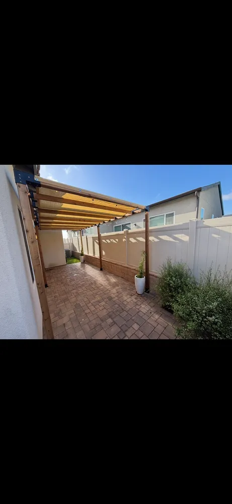 Professional lawn care service in Chula Vista, CA by ET's Earthscapes