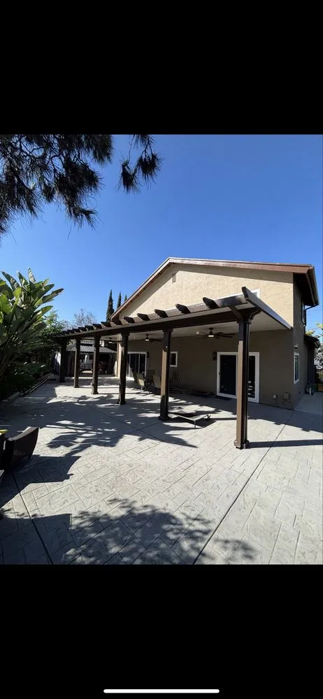 Reliable yard cleanup service with custom design in Chula Vista, CA by ET's Earthscapes