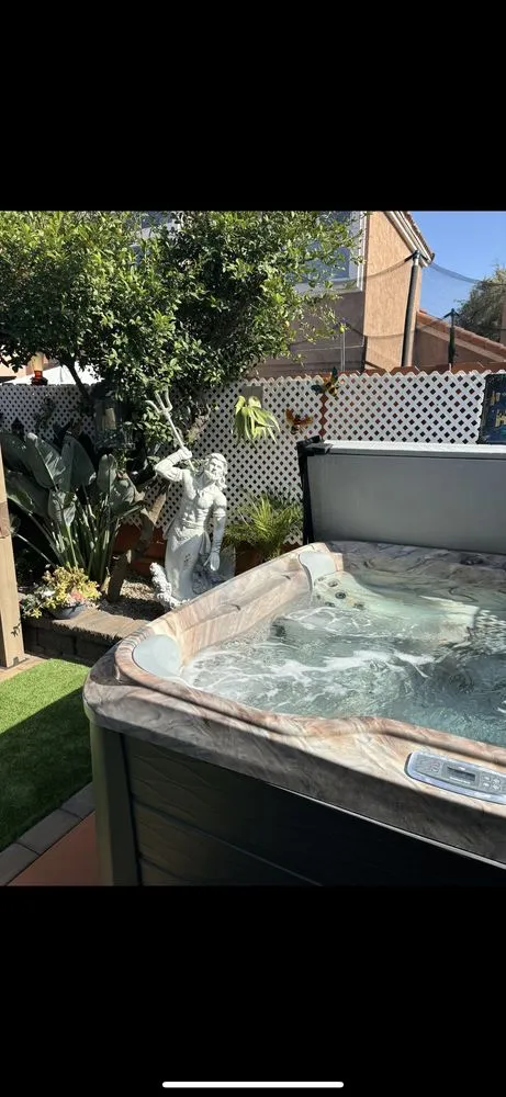 Expert yard maintenance experts serving Chula Vista, CA - ET's Earthscapes