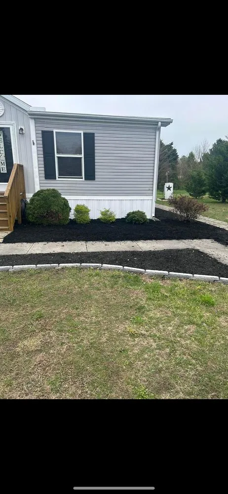 Custom landscape design in Felton, DE - Ets Lawncare and More