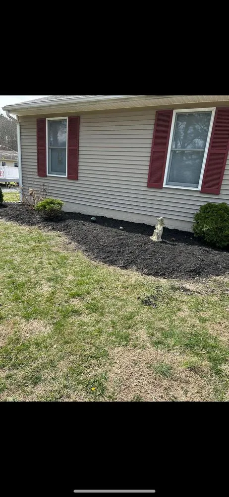 Affordable landscape design for year-round maintenance across Felton, DE - Ets Lawncare and More