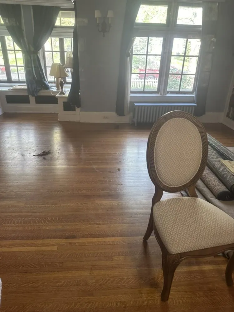 Top-rated outdoor landscaping experts serving Terre Haute, IN - Etta’s crew cleaning service