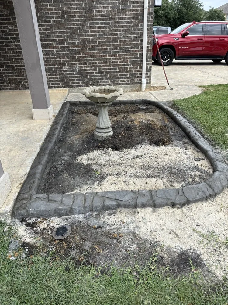 Affordable lawn mowing service for year-round maintenance in Nacogdoches, TX by ETX Curb Appeal