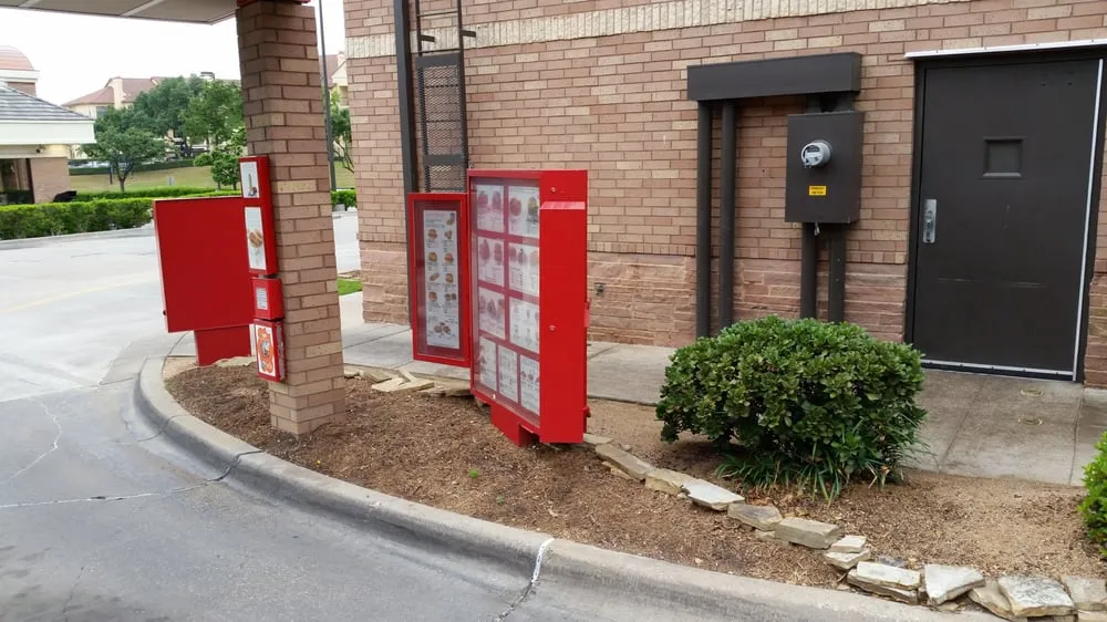 Local yard cleanup service for year-round maintenance across Coppell, TX - Eugene B Landscaping