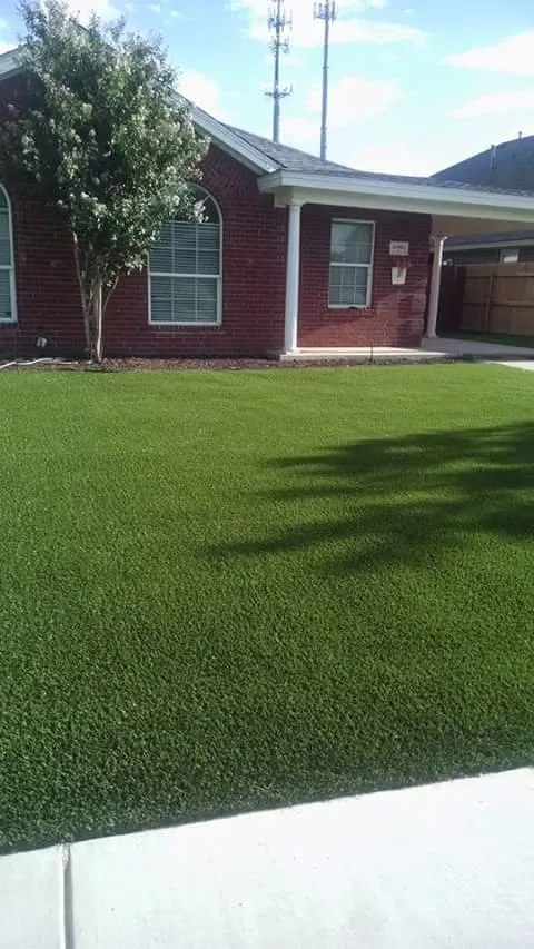 Professional residential landscaping experts serving Lubbock, TX - Eugene Pipkins Artificial Grass & Landscape